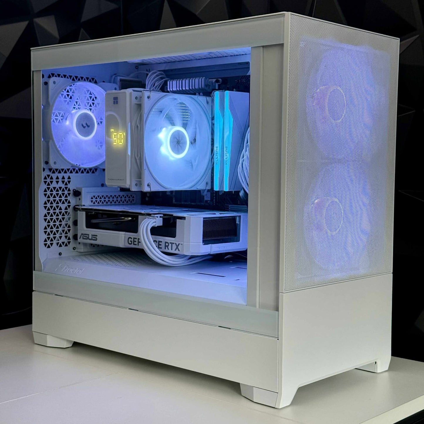'EPHOR' - RTX 4060 - Ryzen 5 - 1TB SSD