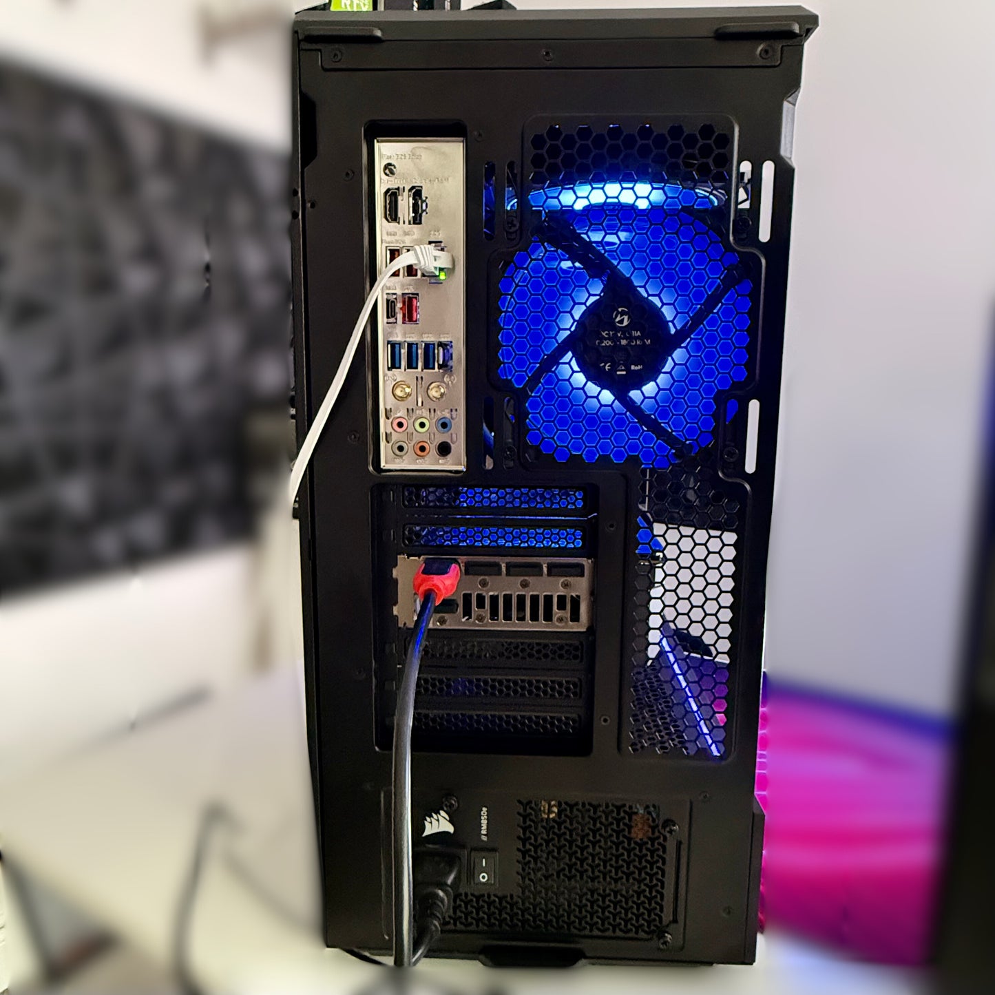 'ZEUS' RTX 5070 - Ryzen 5 9600X - 1TB Gen 4 NVME SSD