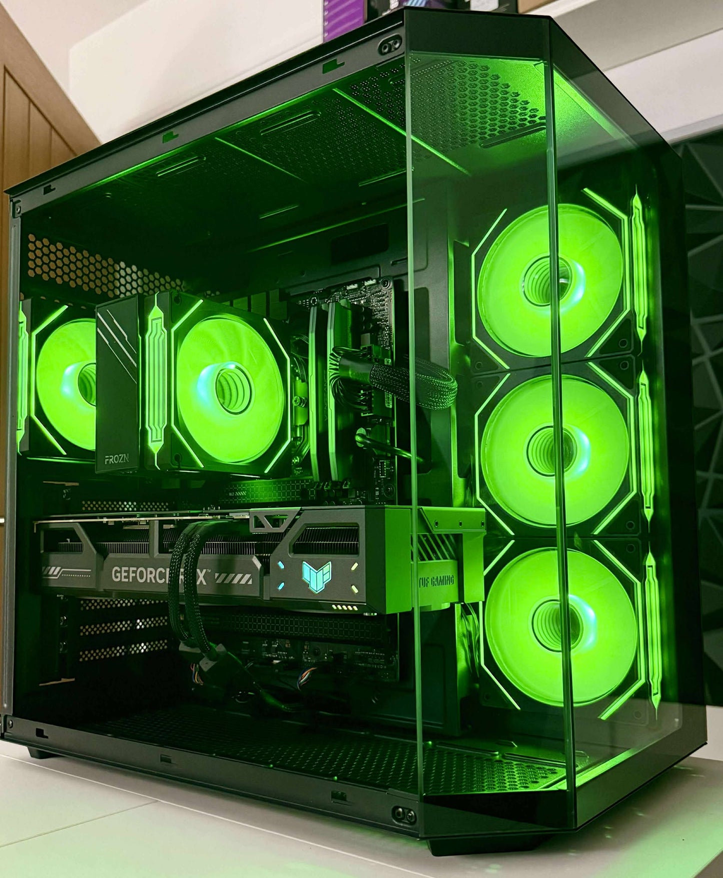 'ZEPHYROS' - RTX 5070 - Ryzen 5 9600x -  1TB Klevv Crass Gen 4 SSD